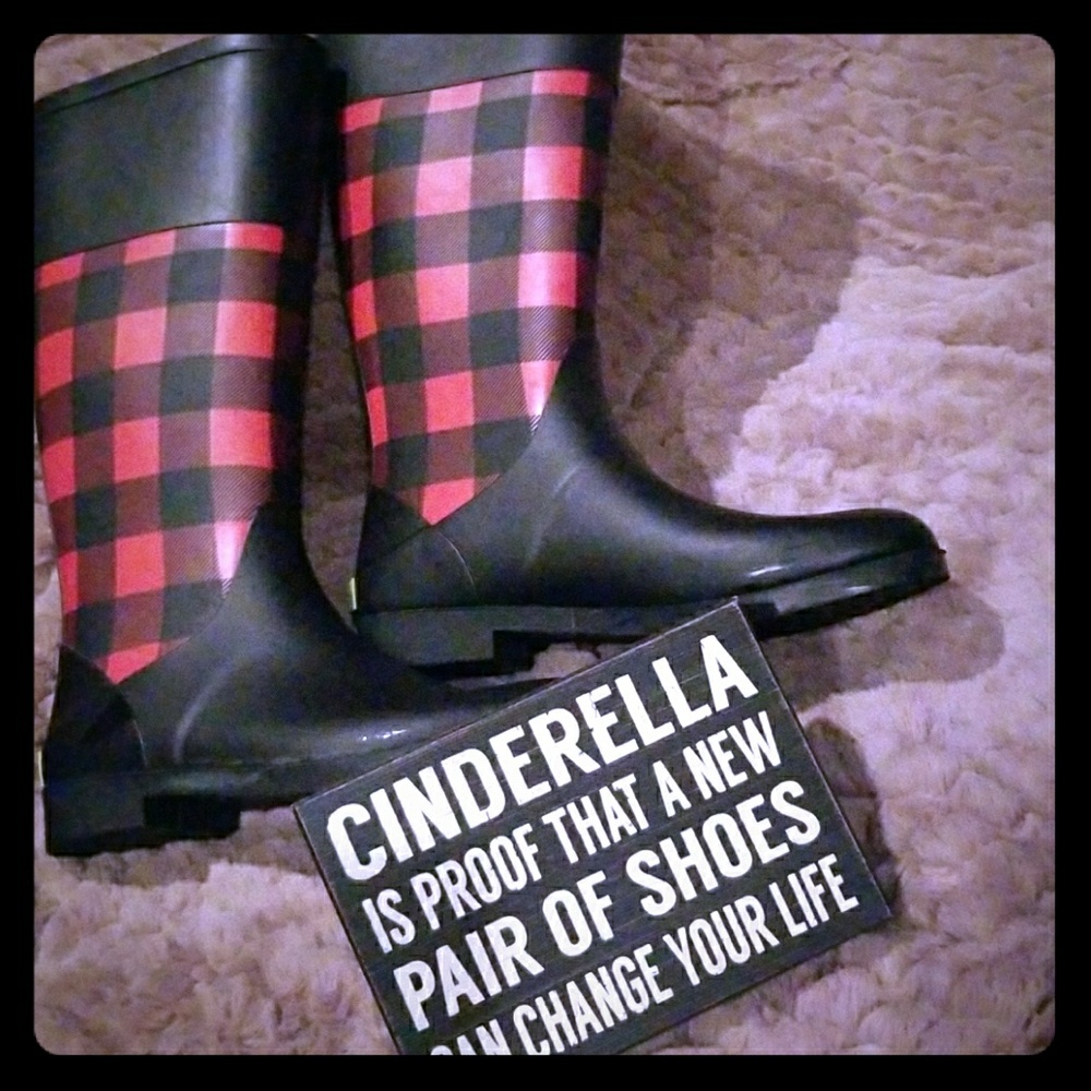 Plaid rain/ water proof boots